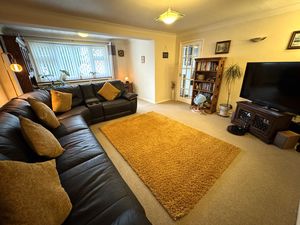 Photo 11- click for photo gallery